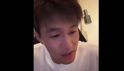 爱游戏正版-郭艾伦直播：不认识涛哥也没看厂房，不会追究责任