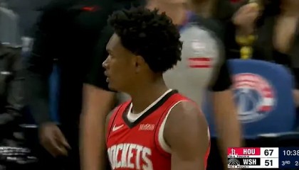 爱游戏入口-奇才下半场连续出现失误，伊森、阿门分别暴扣火箭领先16分